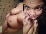 Sexy Mallu Girl Shows Her Boobs and Pussy